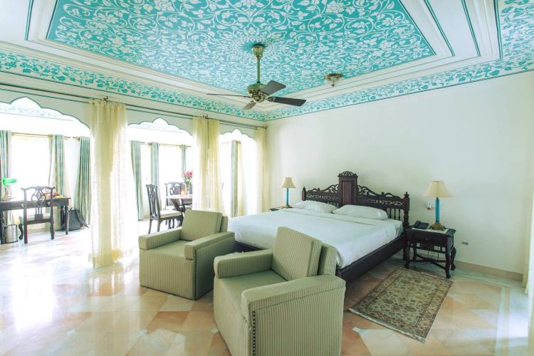 Schlafzimmer, Royal Heritage Haveli, Jaipur, Indien Rundreise