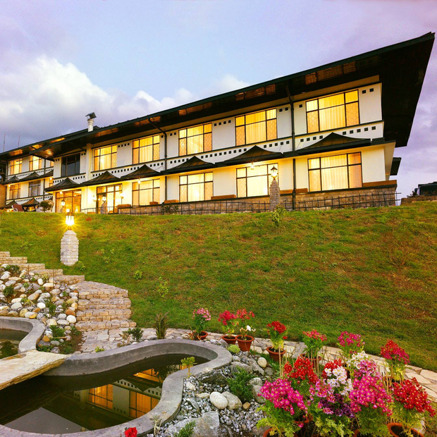 rundreise Indien, Außenansicht, The Elgin Mount Pandim, A Heritage Hill Resort & Spa, Pelling, Indien
