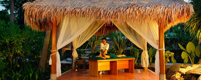 Wellnessanwendung, Indien Rundreise