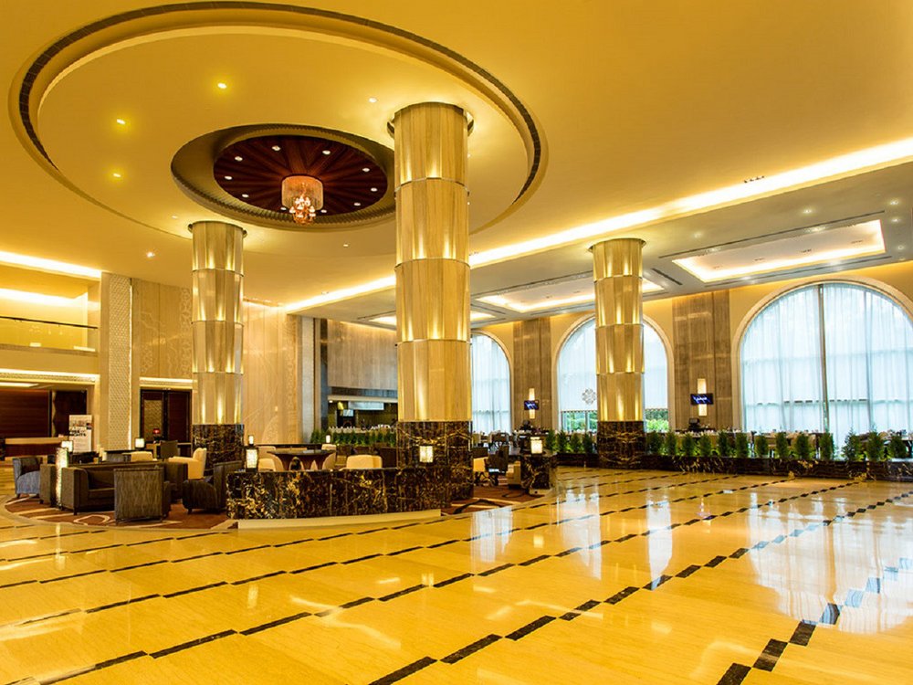 Lobby, Radisson Blu Plaza Hotel Mysore, Indien Reisen