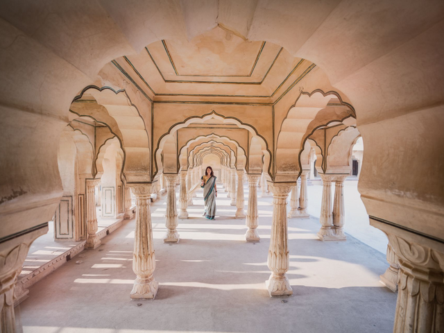 Traditionelle Frau in Rajasthan, Indien Reise, Schmuck