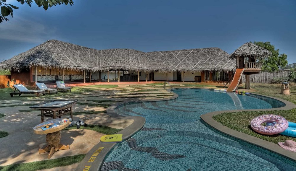 Familien Pool, Evolve Back Kuruba Safari Lodge, Kabini, Indien Reisen