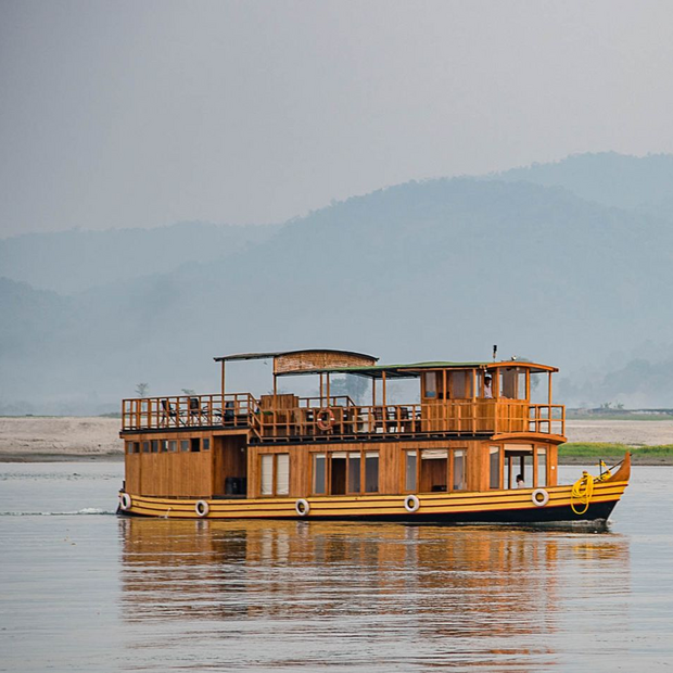 Willkommen auf der MV Rudra Singha, Brahmaputra, Indien Flusskreuzfahrt