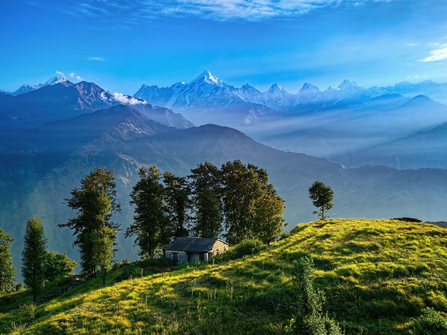 Blick auf die Pachchuli Berge, Indien Himalaya Reise