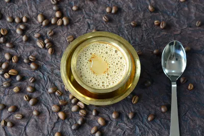 Kaffeeanbau in Indien: typisch indischer Milchkaffee