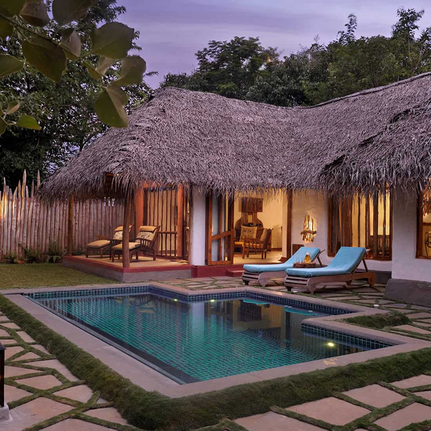 Pool Hütte, Evolve Back Kuruba Safari Lodge, Kabini, Indien Reisen