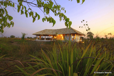 Outdoor Dining Bereich, Svasara Jungle Lodge, Tadoba, Indien Reise