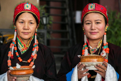 Traditionelle Kleidung, Kathmandu, Nepal Rundreise